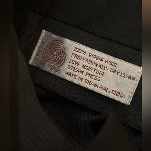 Men’s Dress Pant Corsican & Grey pleated pants. 100% Virgin Wool. Soft & sleek. - Picture 5 of 6